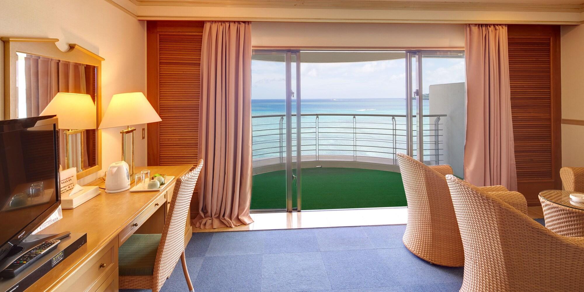 Resort Hotel Bel Paraiso Nakijin Bagian luar foto