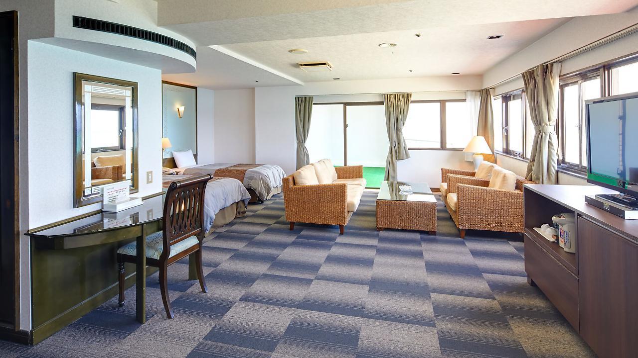 Resort Hotel Bel Paraiso Nakijin Bagian luar foto